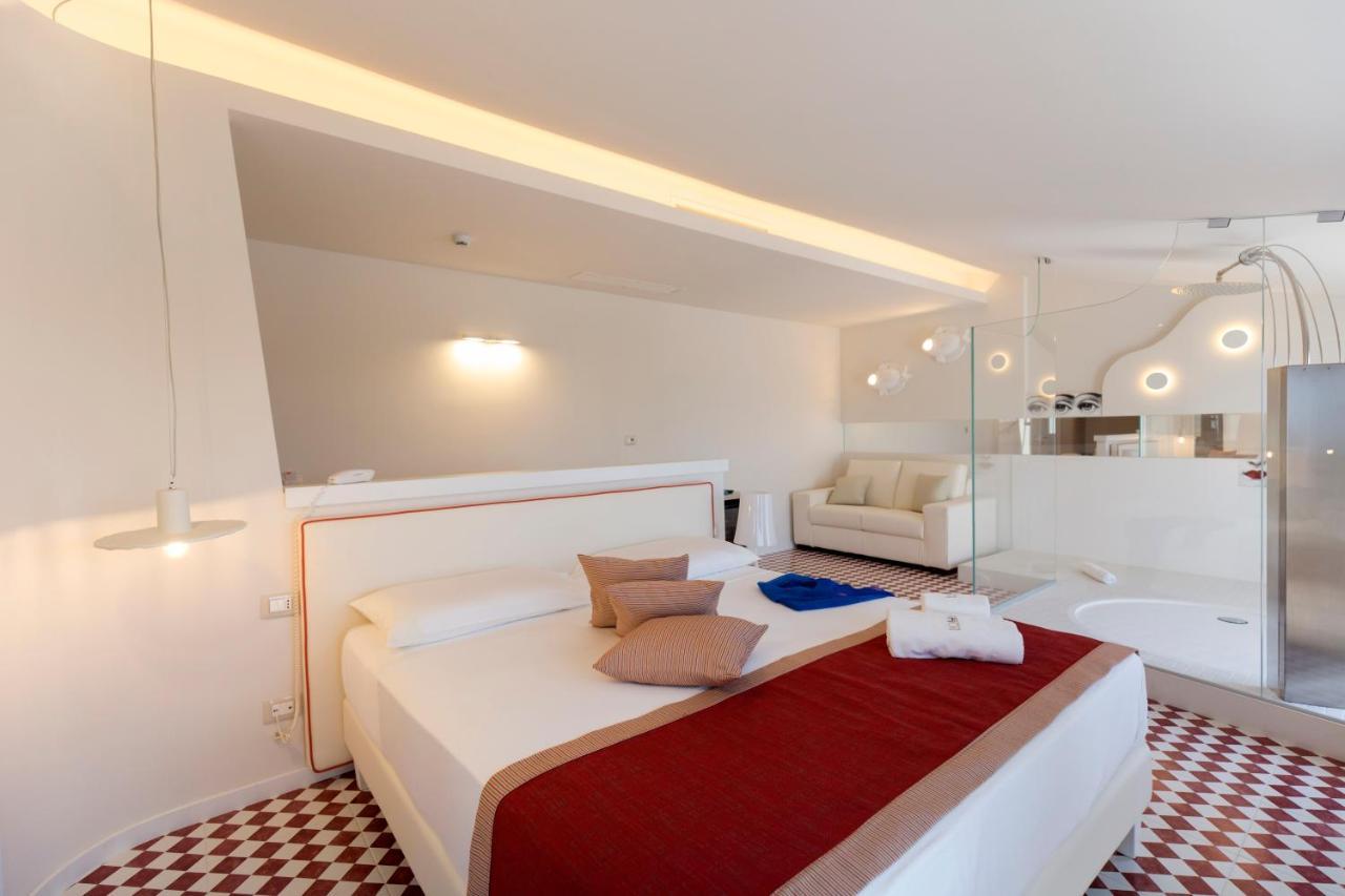 Suite Hotel L'Oasi Di Riaci (Adults Only) ซานตาโดเมนิกา ภายนอก รูปภาพ