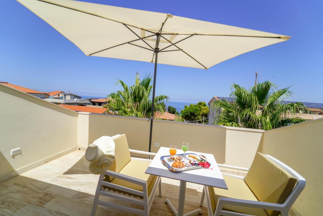Suite Hotel L'Oasi Di Riaci (Adults Only) ซานตาโดเมนิกา ภายนอก รูปภาพ