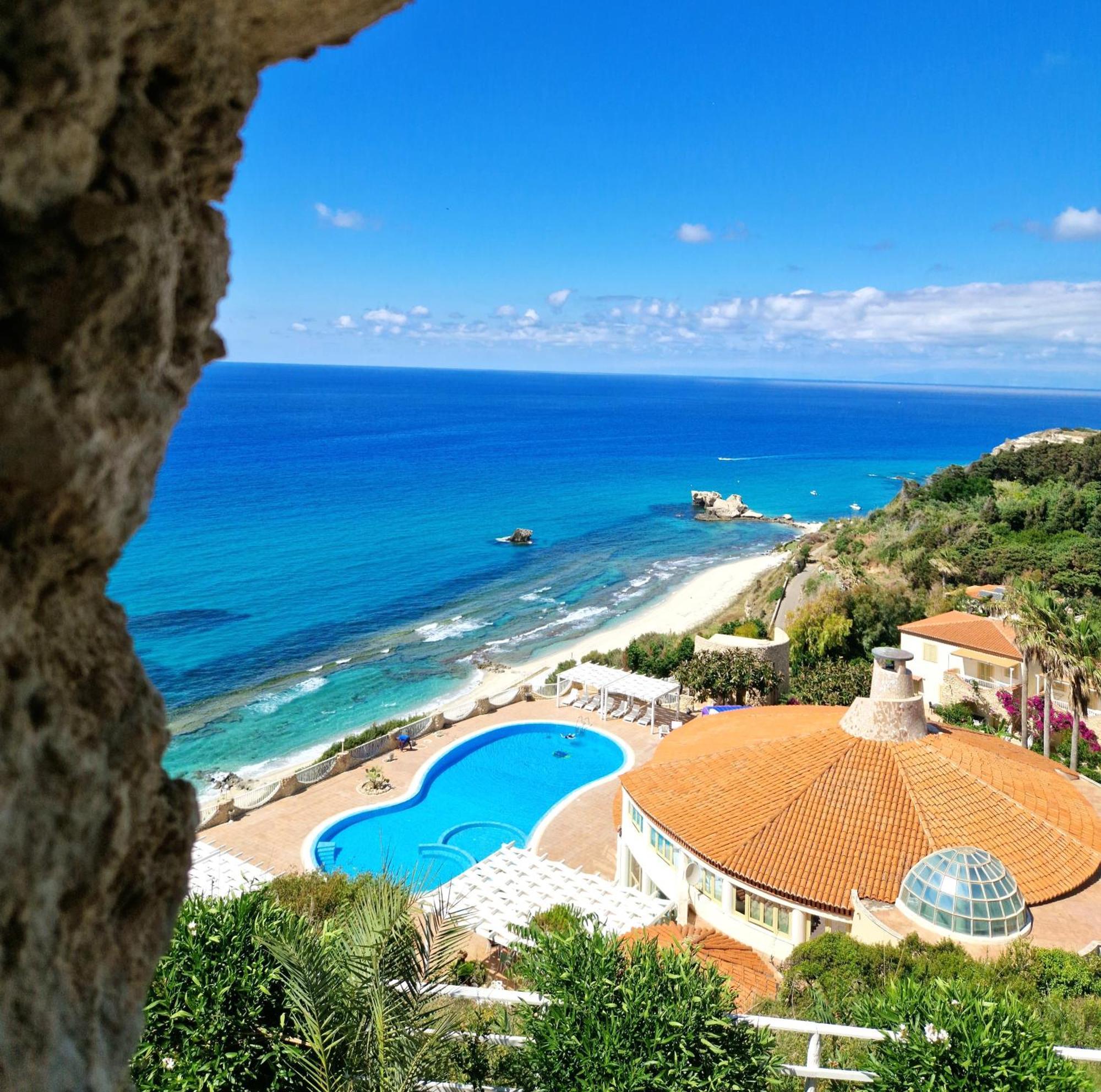 Suite Hotel L'Oasi Di Riaci (Adults Only) ซานตาโดเมนิกา ภายนอก รูปภาพ