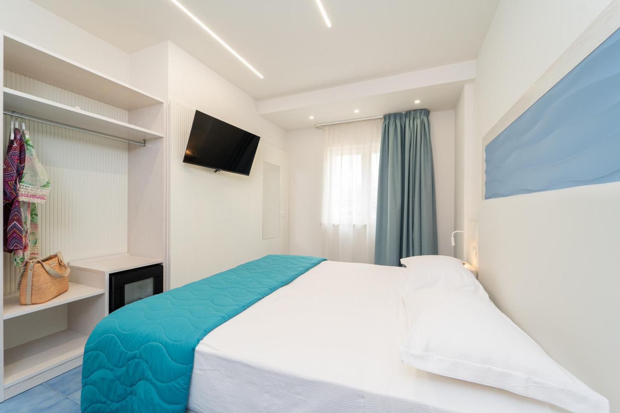 Suite Hotel L'Oasi Di Riaci (Adults Only) ซานตาโดเมนิกา ภายนอก รูปภาพ