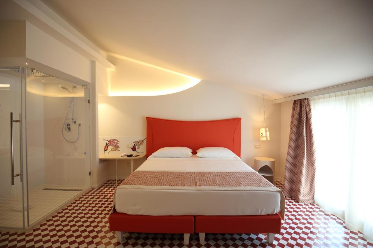 Suite Hotel L'Oasi Di Riaci (Adults Only) ซานตาโดเมนิกา ภายนอก รูปภาพ