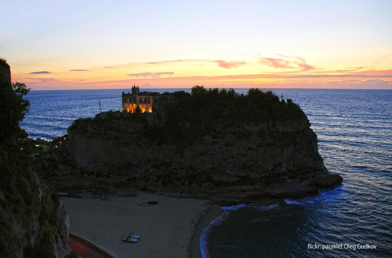 Suite Hotel L'Oasi Di Riaci (Adults Only) ซานตาโดเมนิกา ภายนอก รูปภาพ
