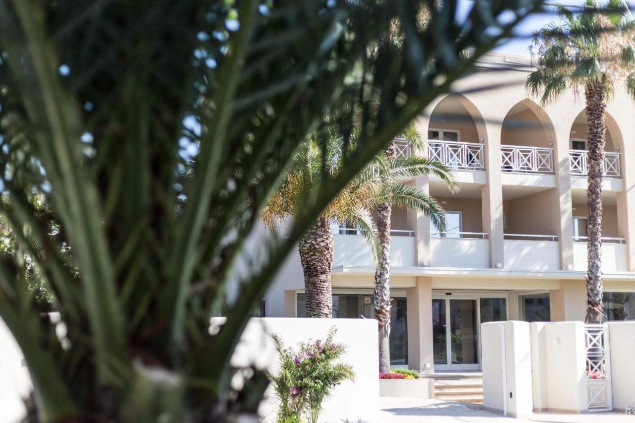 Suite Hotel L'Oasi Di Riaci (Adults Only) ซานตาโดเมนิกา ภายนอก รูปภาพ